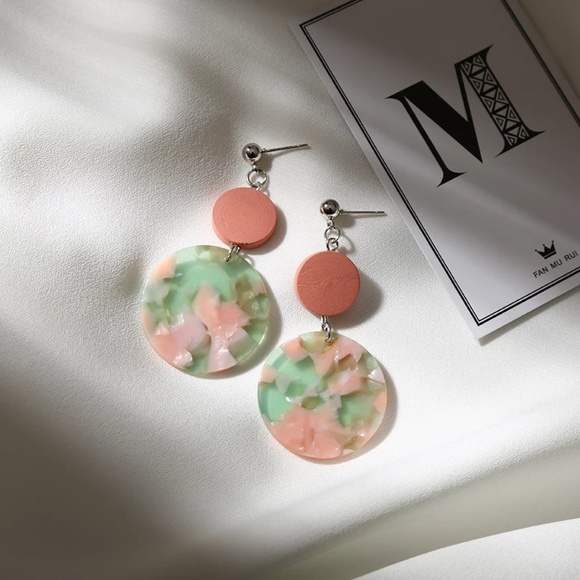 5 for $25 Acrylic Resin Double Circle Earrings - Picture 3 of 7